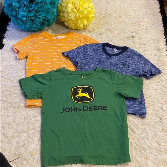 Lot of boys 5t tshirts
